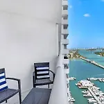 Pisces Dream - Direct Water Views!
