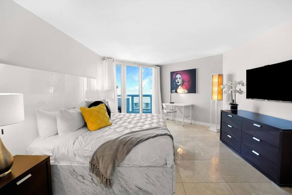 Pisces Dream - Direct Water Views! Apartment Miami
